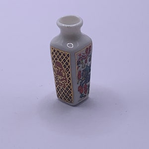 1/12th Scale Dolls House, Miniatures, Ornaments, VASE G79