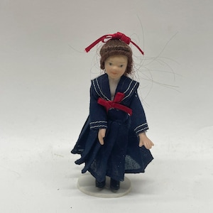 Casa de muñecas a escala 1:12 - Muñeca exquisita, ED28