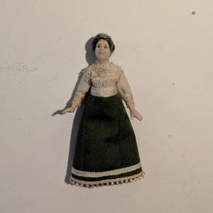 1:24th scale Dolls House Jointed Plastic Doll DOL314