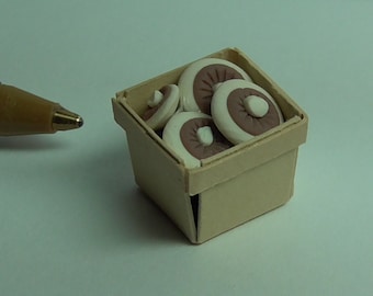 1/12 scale Dolls House Food  Mushrooms in printed punnet - PC139