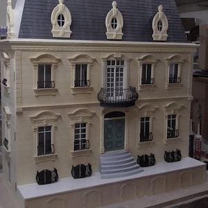 The French Chateau 1:12 scale KIT