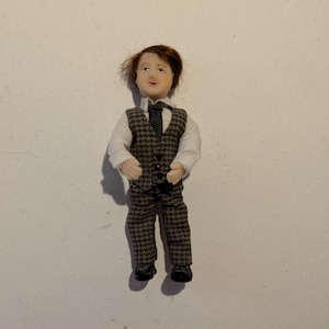 1:24th scale Dolls House Jointed Plastic Doll DOL317