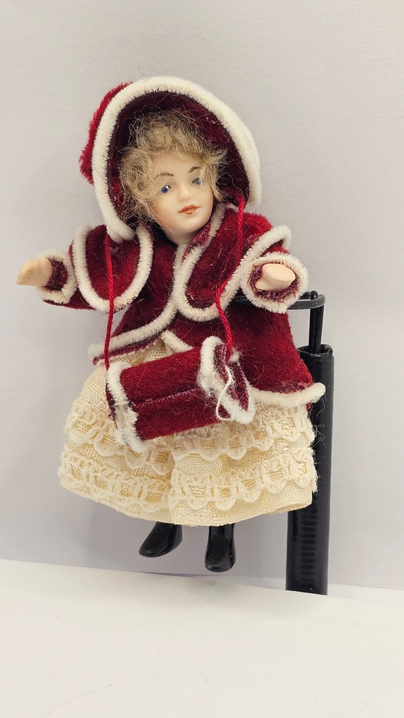 Casa delle bambole in scala 1:12, bambola vintage, fatta a mano