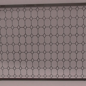 Fönster i fin mässingsplåt i skala 12 av Ironwork IRLS3