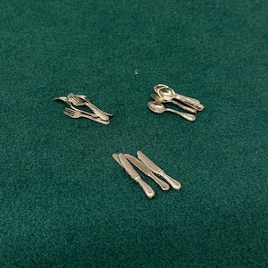 1:12th Dolls House Accessories Set Of 12 Silver in colour Cutlery DA26