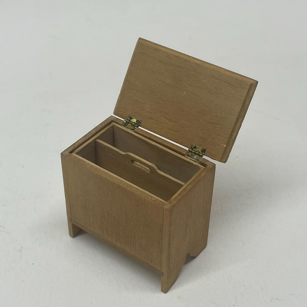 Mobili per casa delle bambole in scala 1:12, Doug Wells - Scatola di prodotti per la pulizia DW09