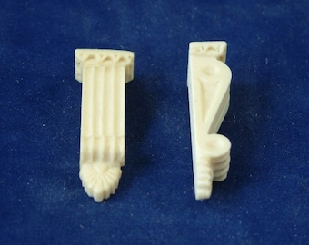 Dolls House Direct 12th scale Fancy Wall Brackets x 2  AD7019