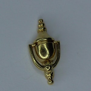 Heurtoir de porte en laiton de maison de poupées à l&#39;échelle 12e par Sussex Crafts Miniatures HF124