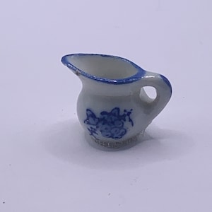 1/12th Scale Dolls House, Miniatures, Ornaments, Vase, Jug  G38