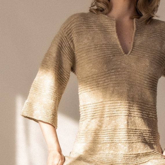 Vintage 70s beige brown textured knit bell sleeve