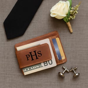 Personalized Leather Front Pocket Wallet for Men: Slim, Magnetic Money Clip Card Holder