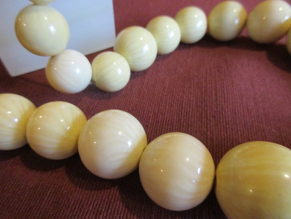 Vintage ART DECO Style Celluloid Necklace - image 2