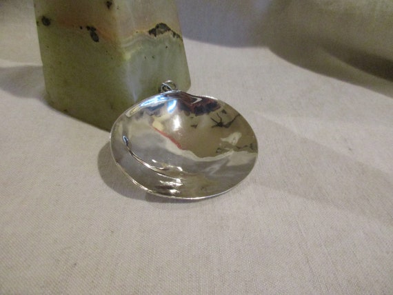 STERLING SHELL Hand Crafted Pendant - image 2