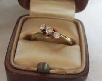 18 KT Diamond Vintage Ring