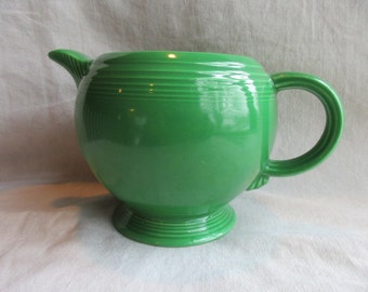 FIESTA  Medium Green  Vintage Teapot