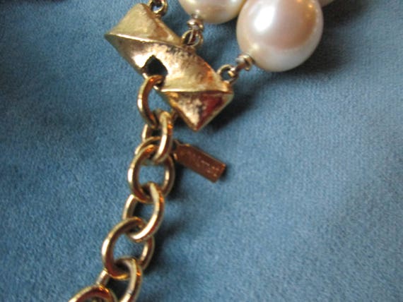 Vintage MONET Faux Pearl Necklace - image 4