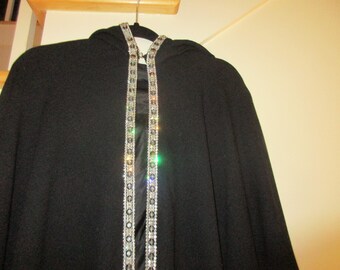 Vintage DESIGNER WOOL CAPE