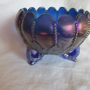 Vintage CARNIVAL GLASS Bowl