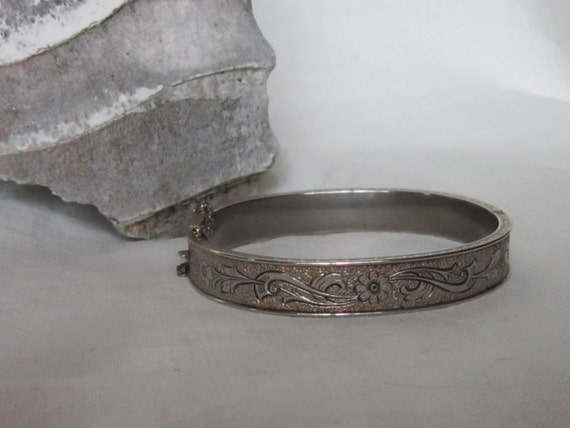 WHITING & DAVIS Vintage Bangle - image 1