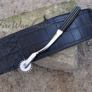 Wartenberg Wheel Pinwheel BLACK Handle Black Croc pLeather Zipper Case black zip