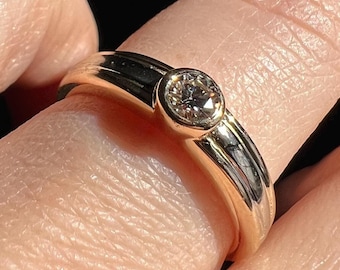 Vintage 14k Gold Diamond Ring