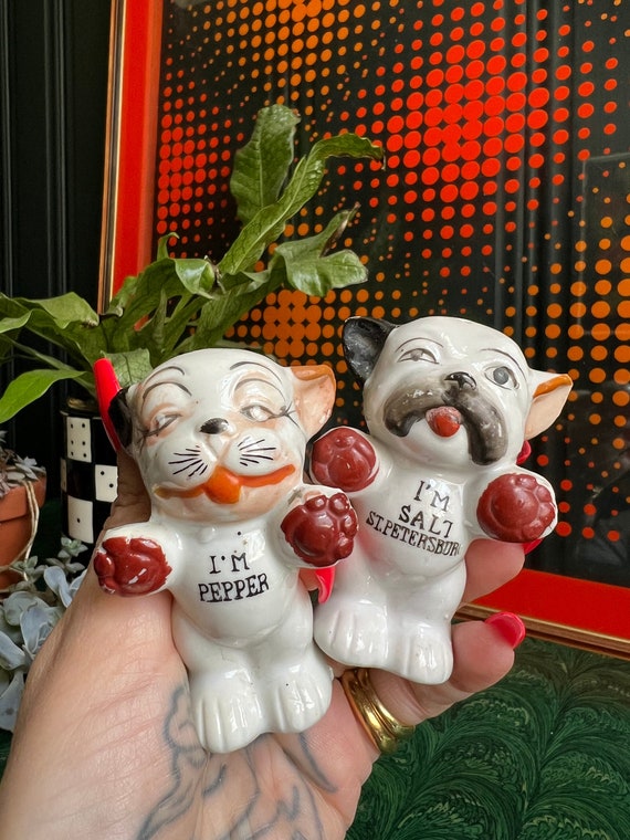 1950's Porcelain I'm Salt & I'm Pepper Bonzo Dog Shakers, Made In Japan