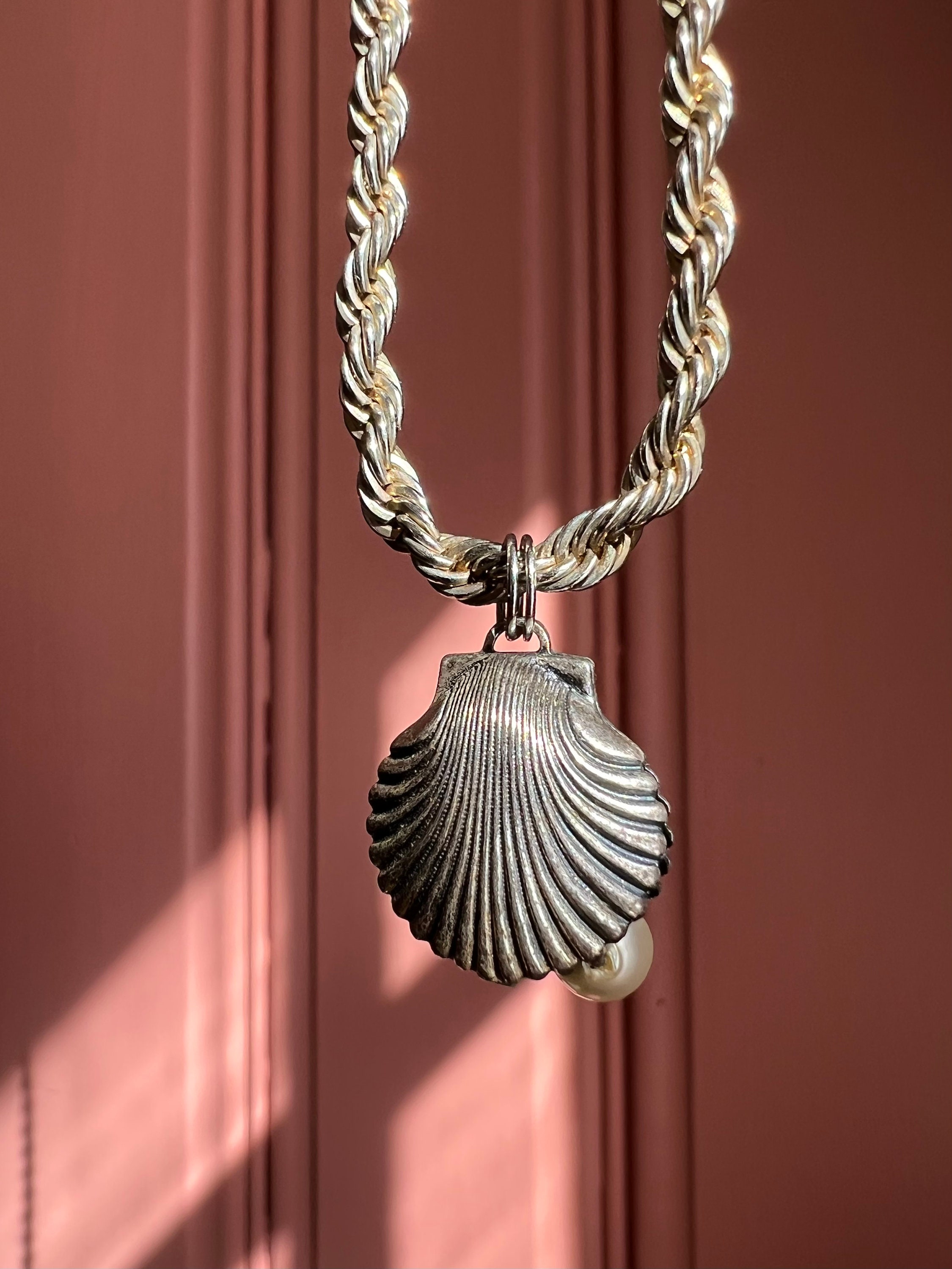 Vintage Sterling Silver Clam Shell Rope 