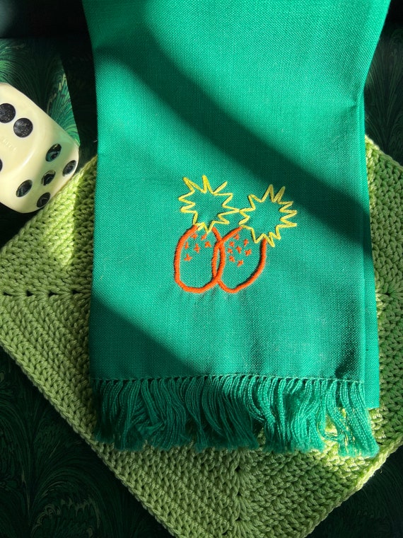 Vintage Hand Embroidered Pineapples Linen Tea Towel & Lime Green Crochet Trivet Set