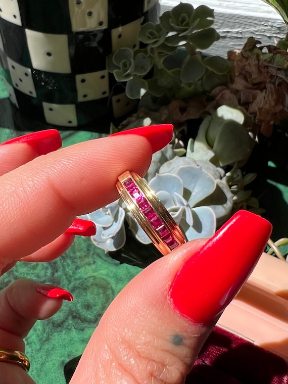 Vintage 14k Yellow Gold Ruby Ring