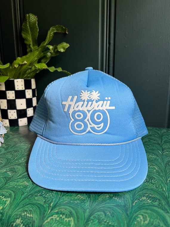 Vintage Baby Blue "Hawaii 89" Snap Back Mesh Truck