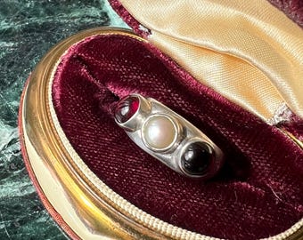 Antique Sterling Silver Garnet & Seed Pearl Ring