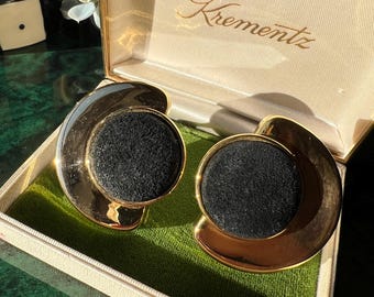 Chunky Vintage Suede Clip-On Earrings In Gold Tone