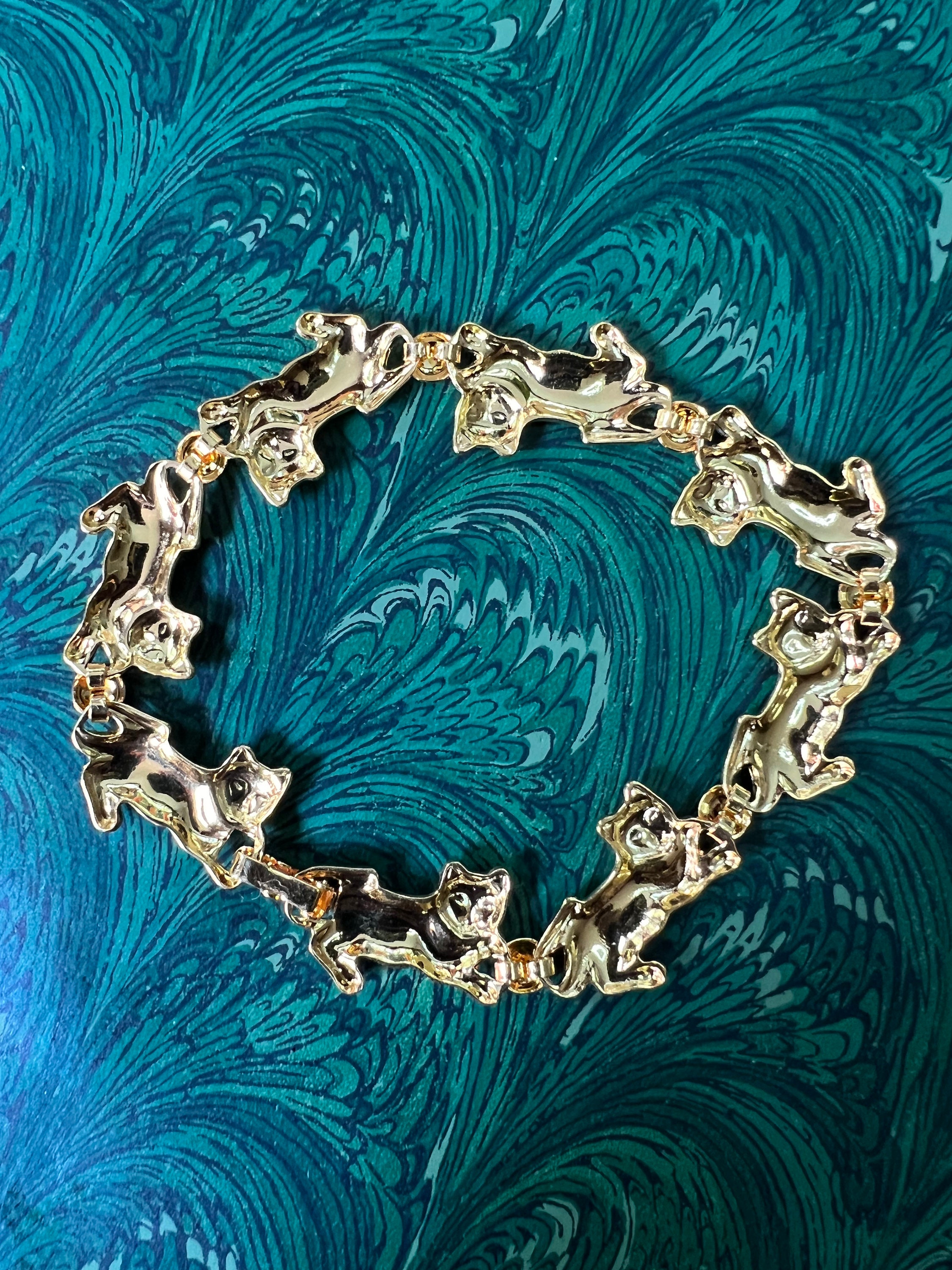 Vintage Gold Tone Cat & Yarn Eternity Bracelet