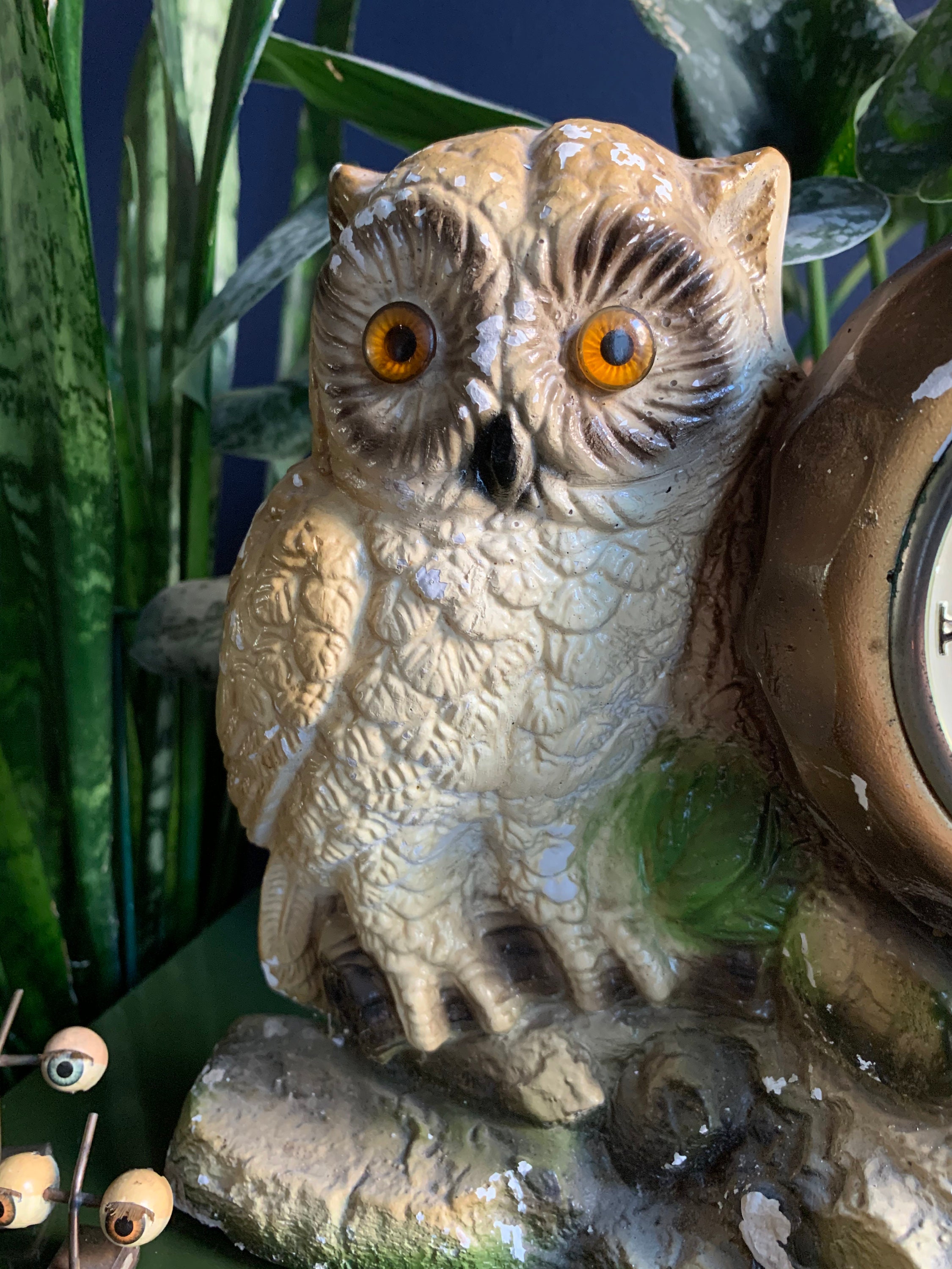 Vintage Chalkware Double Owl Mantle Clock