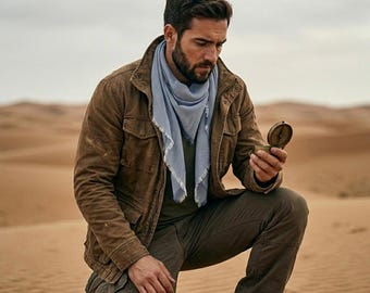 Niebieski szalik w paski, miękki niebieski szalik z frędzlami, minimalistyczny prezent dla niego i dla niej szalik unisex