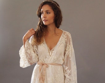 Luxurious Lace Robe for Brides - Perfect Wedding Gift and Ideal for Boudoir Shoots, Bridal Robe, Lace Dressing Gown, and Kimono