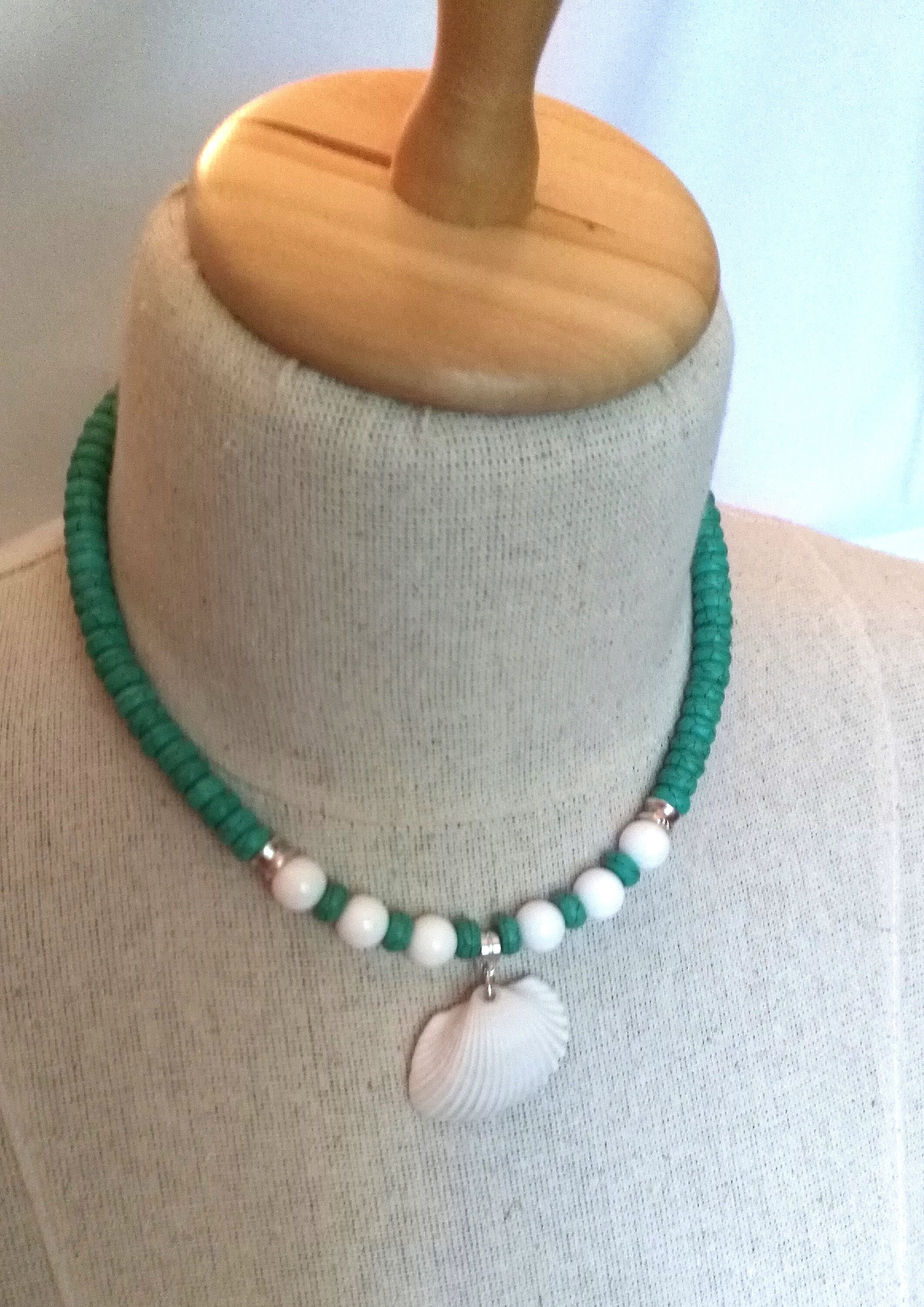 Sea Shell Necklace in Turquoise Howlite Stones with Natural | Etsy