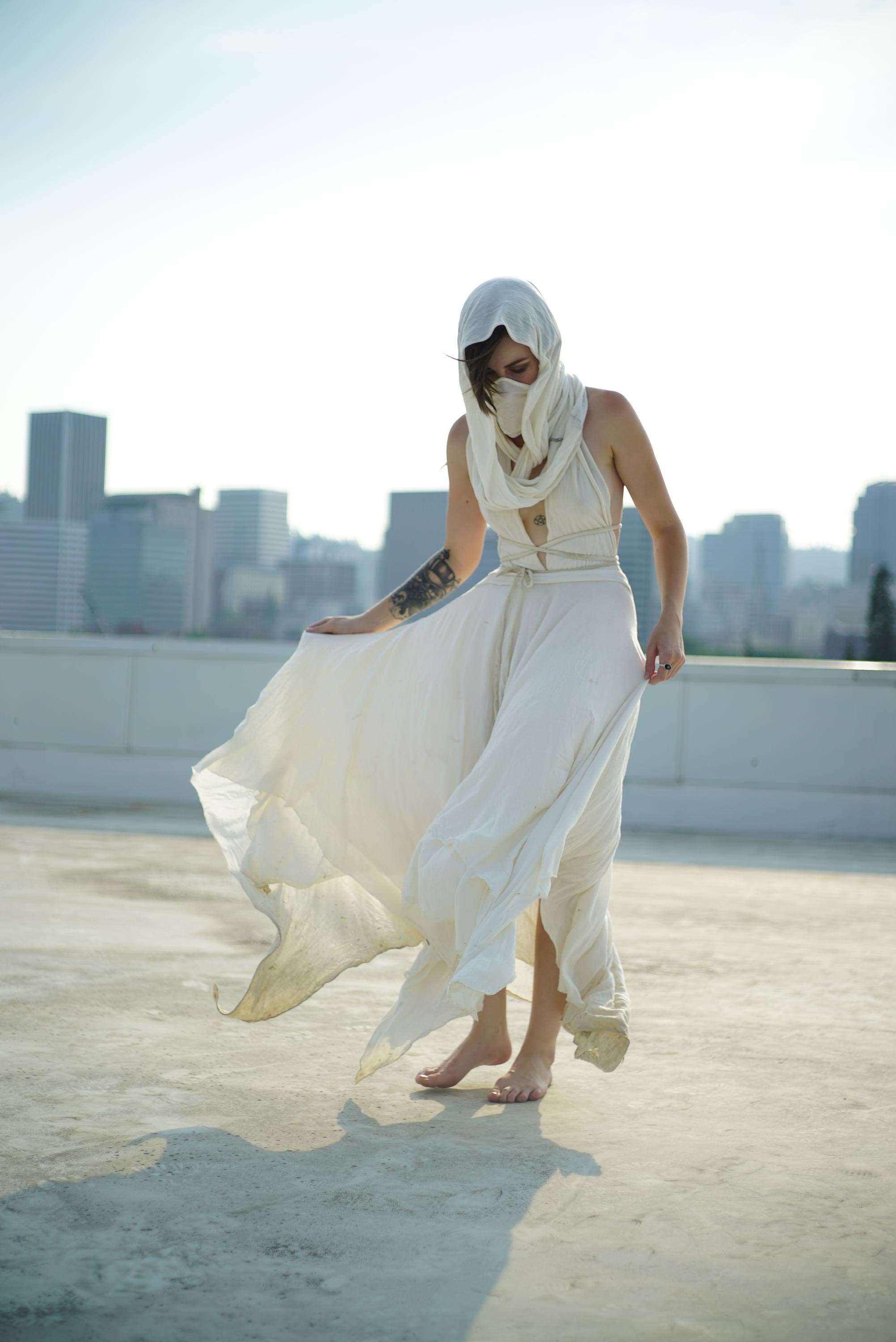 スカート Off-White Long hooded dress White Hoodie Sweatshirt Dress, Winter Hooded Dress, Winter