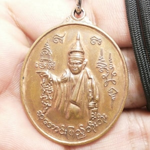 Bo Bo Gyi  Dhep Thep Tunjai Burmese Deva Devine Success Cross over Obstacle life protection Great Success best Begin Amulet pendant necklace