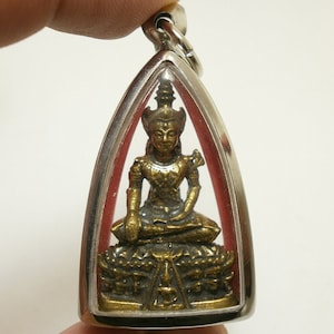 Thai Brass Buddha Amulet Pendant: Long Peaceful Life