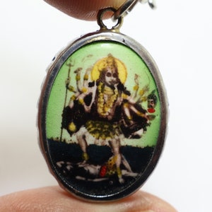 Kali Hindu Goddess Amulet: Life Protection Rope Necklace
