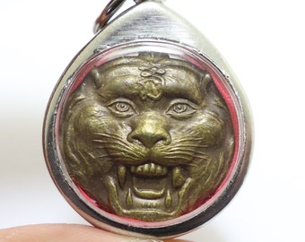 Magic Tiger Phra LP Pern of Wat Bangphra temple béni en 1980 Muay Thai miracle magique pendentif amulette Muaythai Thaïlande cadeau médaillon porte-bonheur