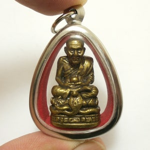 LP Tuad Thai Buddha Amulet Pendant: Cobra Blessing for Protection