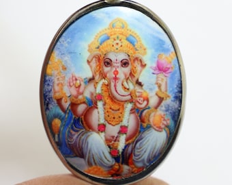 ガネーシャ神のお守り「オーム」ネックレス：ヒンドゥー教の成功の神