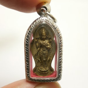 Laxmi Hindu Goddess Amulet: Thai Wealth Pendant