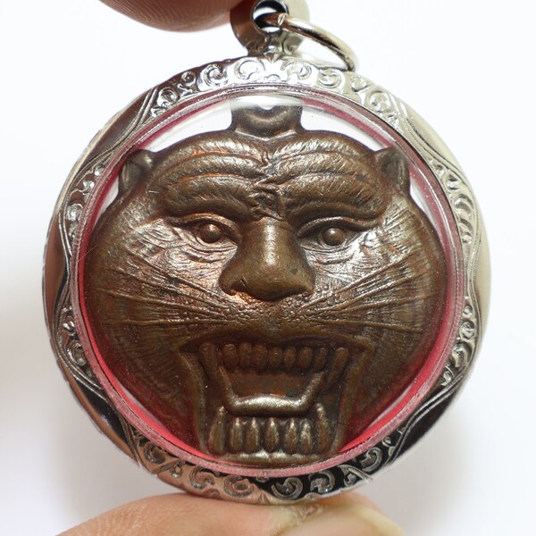 Phra LP Pern magic Tiger of wat Bangphra temple Blessed Powerful Muay Thai magic miracle Muaythai amulet pendant Thailand nice lucky gift