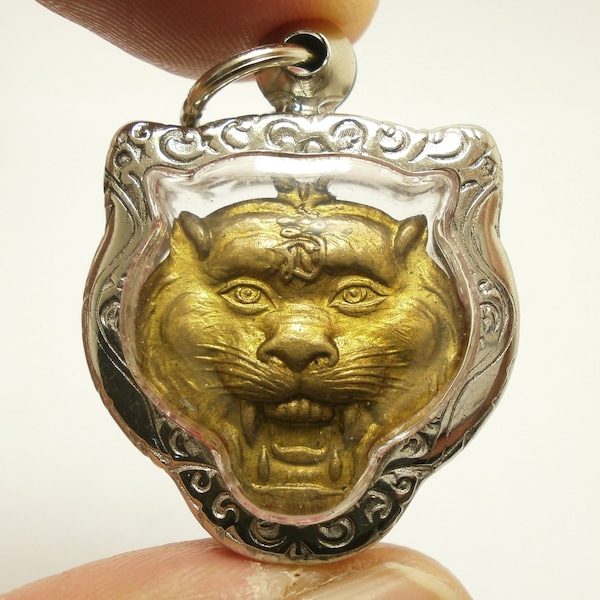 Magic Tiger Phra LP Pern of wat Bangphra temple blessed in 1980 Muay Thai magic miracle Muaythai amulet pendant Thailand lucky Locket gift