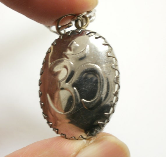 藤井風 ヴィシュヌ神 ペンダント ネックレス ヴィシュヌ神とラクシュミのペンダントネックレス：ヒンドゥー教の神の