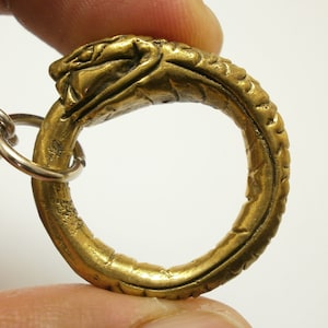 Ouroboros Snake eating its own tail pendant bless 1980s for wealthy fortune infinity serpent necklace Alchemy brass amulet uroborus talisman