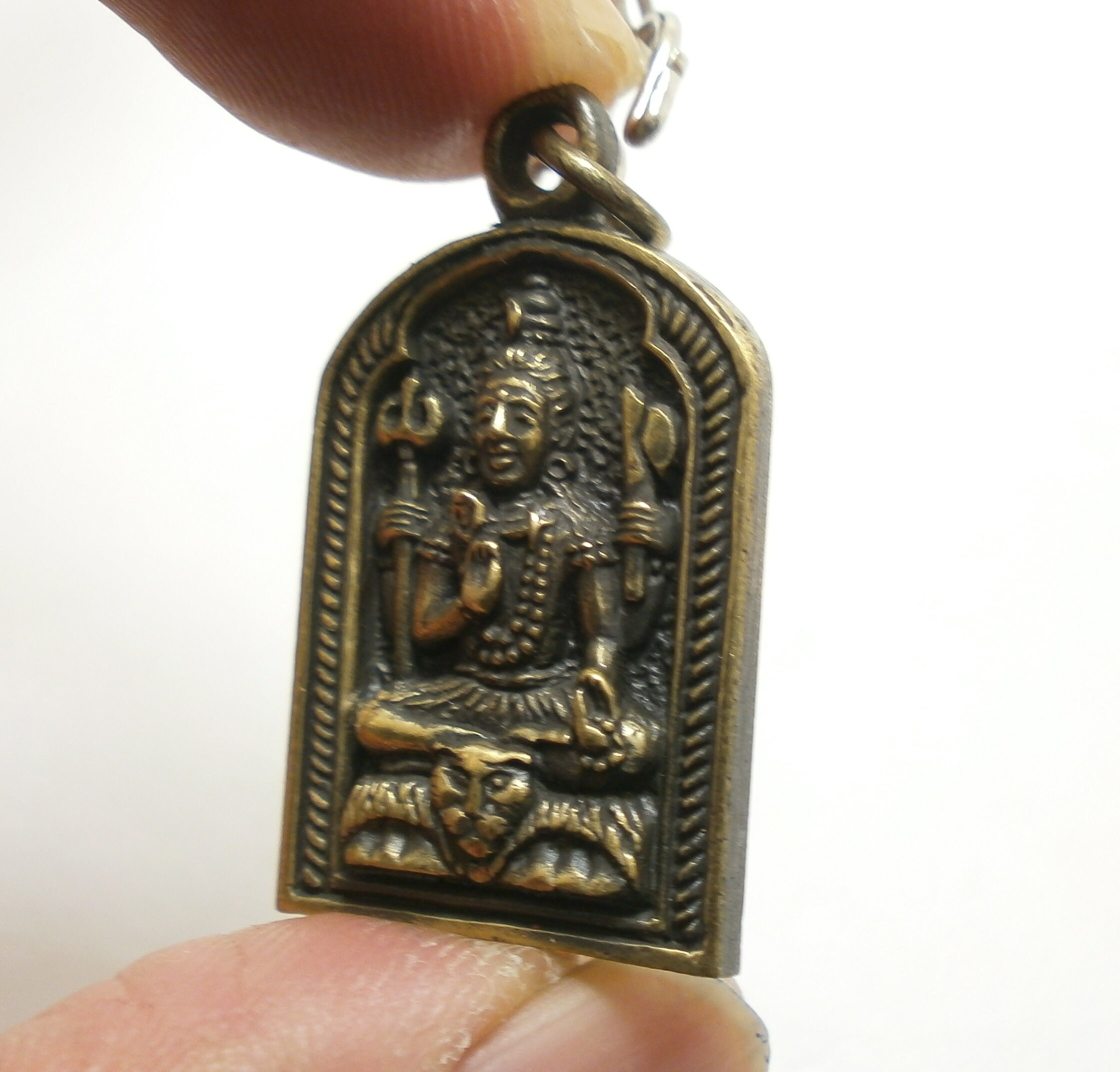 シヴァ神のペンダントネックレス：ヒンドゥー教の神のお守り、祝福の